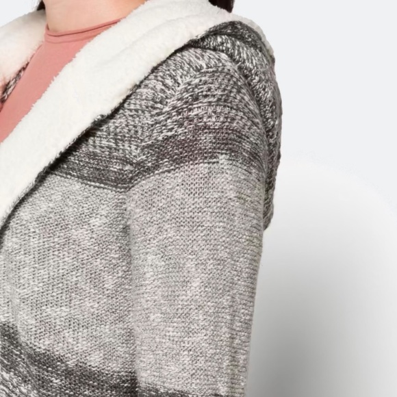 Sherpa Hooded Cardigan, Gray And White Striped, Size S, EUC - Picture 4 of 4